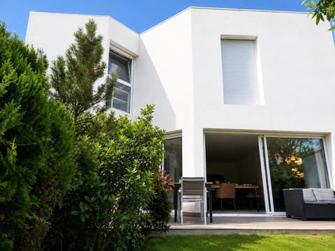 Property building, Patio, Garden view