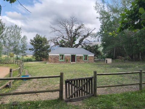 Property building, Day, Natural landscape, Garden view