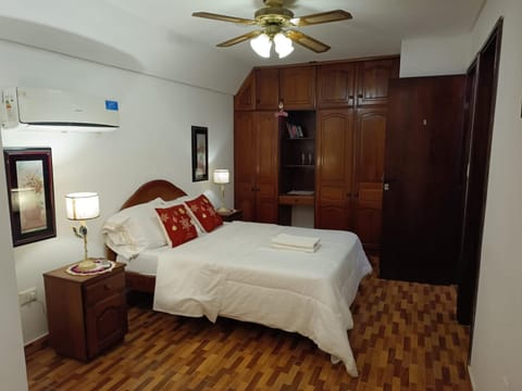 Bed, Photo of the whole room, Bedroom, wardrobe