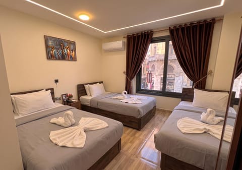 Bed, Living room, Photo of the whole room, Seating area, Bedroom, towels