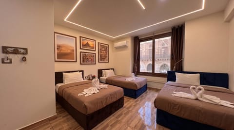 Bed, Living room, Photo of the whole room, Seating area, Bedroom, towels