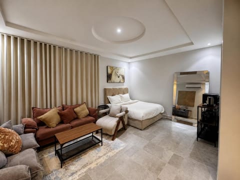 Bed, TV and multimedia, Living room, Photo of the whole room, Bedroom