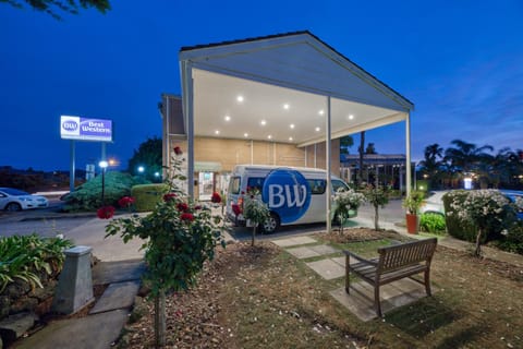 Facade/entrance, Property logo or sign