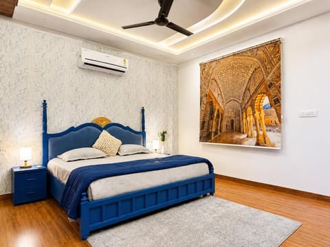 Bed, Bedroom, air conditioner