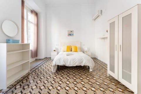 Bed, Photo of the whole room, Bedroom, towels, wardrobe, air conditioner