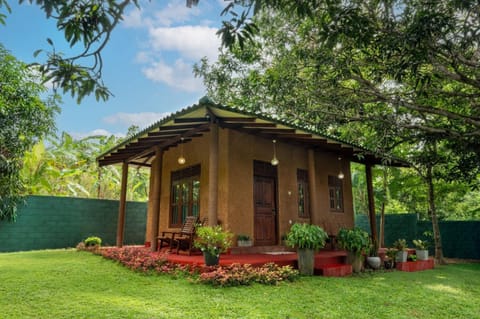 Property building, Natural landscape, Garden, Garden view