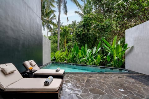 Property building, Pool view, Swimming pool, Swimming pool