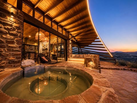 Hot Tub, Balcony/Terrace, Swimming pool