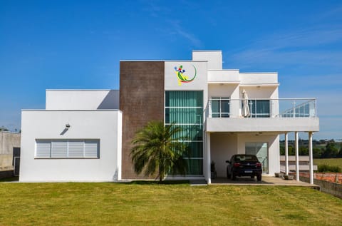 Facade/entrance, Day, Garden, Garden view
