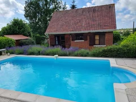 Swimming pool, Swimming pool