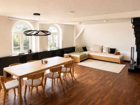Living room, Seating area, Dining area