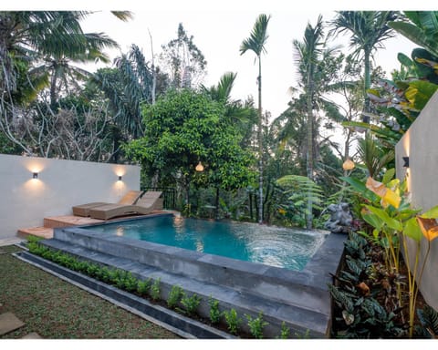 Day, Natural landscape, Garden, Garden view, Pool view, Swimming pool, Swimming pool