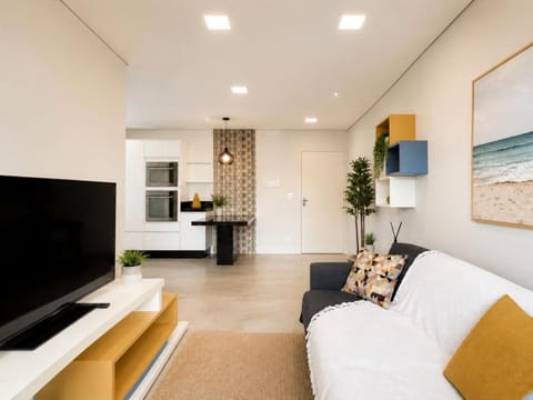 Communal lounge/ TV room, TV and multimedia, Living room