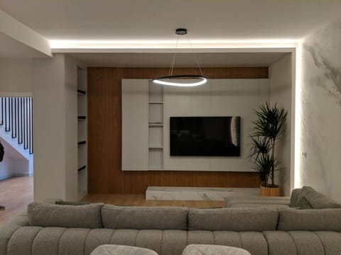 TV and multimedia, Living room, Seating area