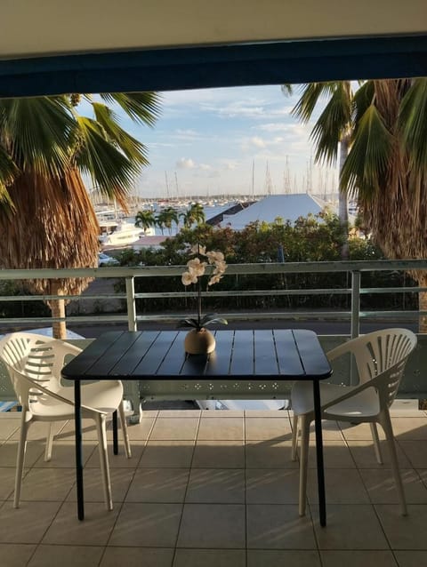 View (from property/room), Balcony/Terrace, Balcony/Terrace, Dining area, Sea view