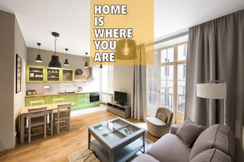 Living room, Dining area, kitchen