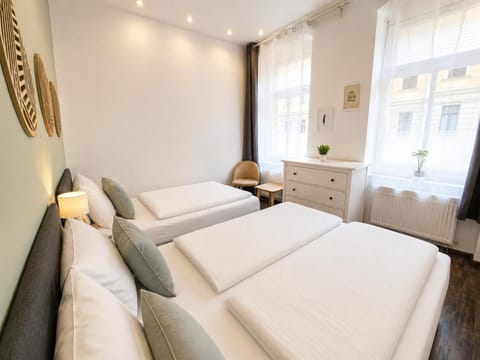 Bed, Photo of the whole room, Bedroom, City view, City view