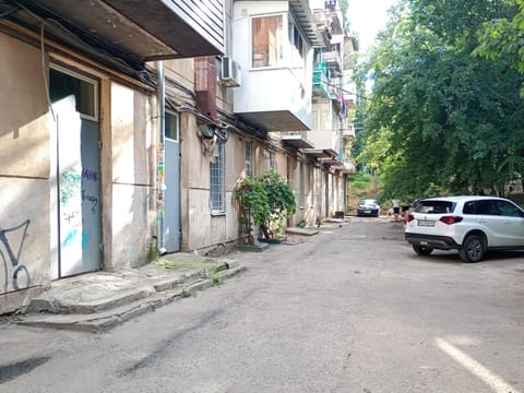 Property building, Neighbourhood, Street view, Location