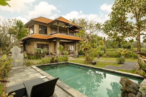 Property building, Garden, Garden view, Pool view, Swimming pool, Swimming pool