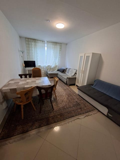 TV and multimedia, Living room, Dining area, wardrobe