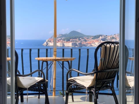 Beach house Sveti Jakov Bed and Breakfast in Dubrovnik