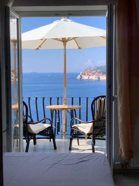 Beach house Sveti Jakov Bed and Breakfast in Dubrovnik