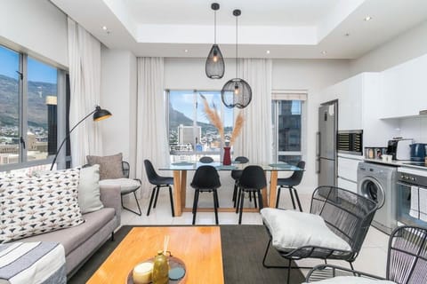Kitchen or kitchenette, Living room, Dining area