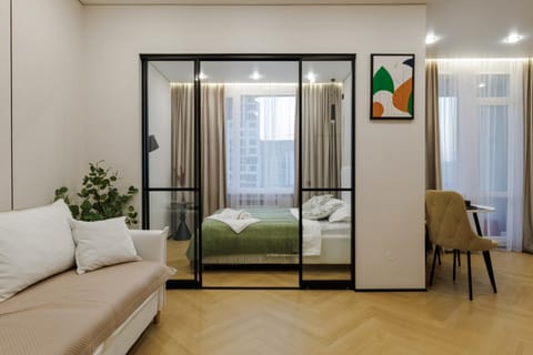 Bed, Living room, Photo of the whole room, Seating area, Bedroom