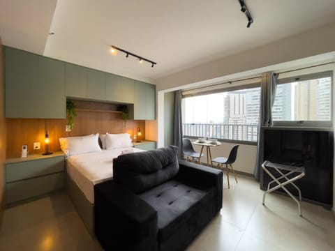 Bed, Living room, Photo of the whole room, Seating area, Bedroom