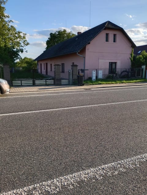 Property building, Street view
