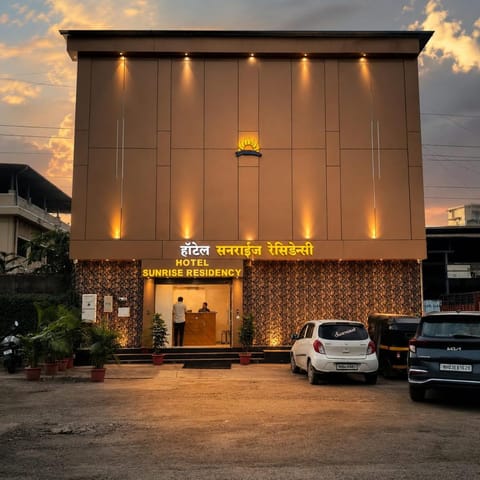 Property building, Facade/entrance