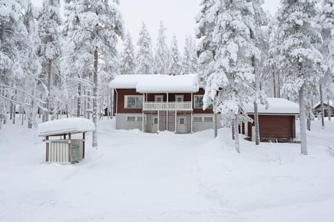 Property building, Day, Natural landscape, Winter