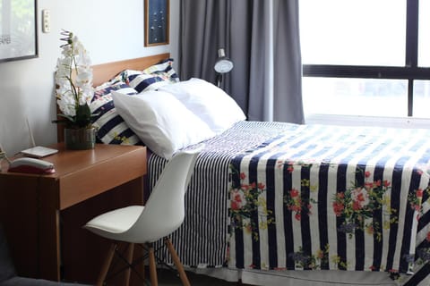 Bed, Day