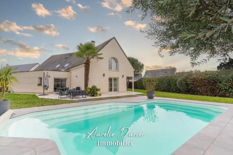 Garden, Swimming pool