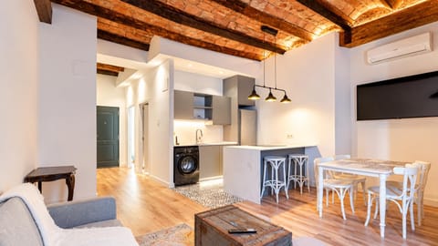 Kitchen or kitchenette, Living room, Dining area