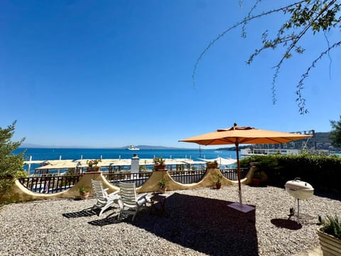 Natural landscape, Sea view, sunbed