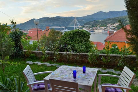 Garden, Balcony/Terrace, Landmark view, Mountain view, Sea view