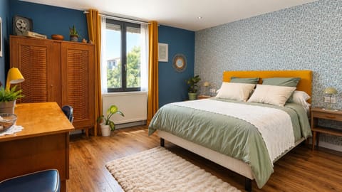 Bed, Bedroom, wardrobe