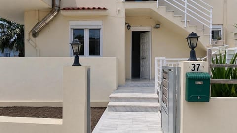 Property building, Balcony/Terrace