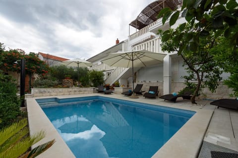 Holiday Home Oasis Hyllis Apartment in Šibenik-Knin County, Croatia