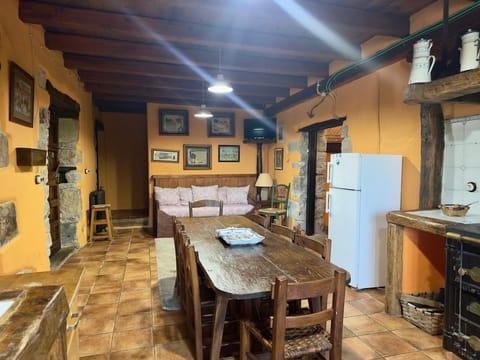 Kitchen or kitchenette, Living room, Dining area, kitchen