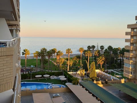 View (from property/room), Balcony/Terrace, Pool view, Sea view
