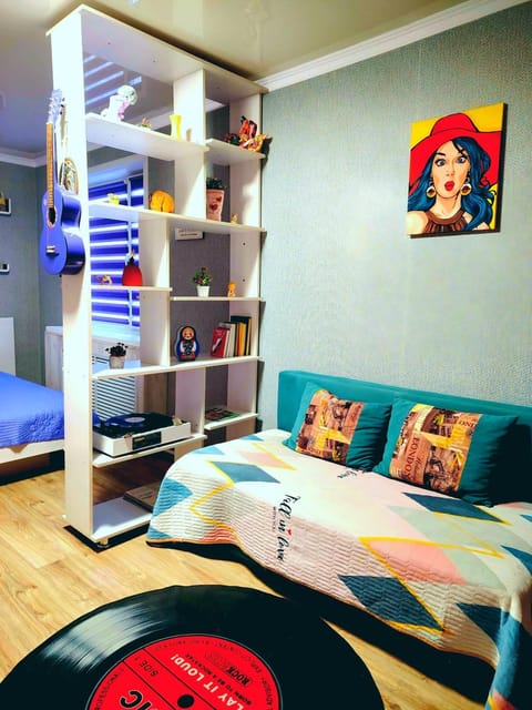 Living room, Photo of the whole room, Seating area