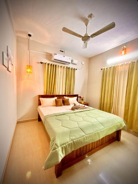 Bedroom, air conditioner