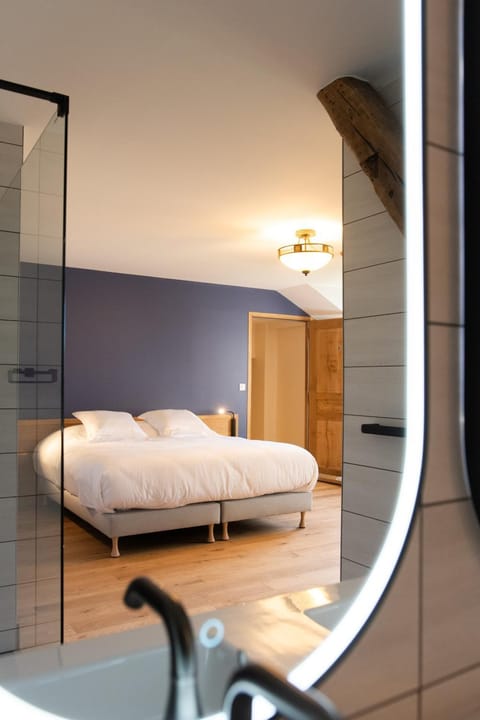 Living room, Bedroom
