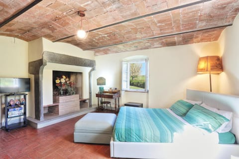 Baciano Azienda Agrituristico Venatoria Farm Stay in Tuscany