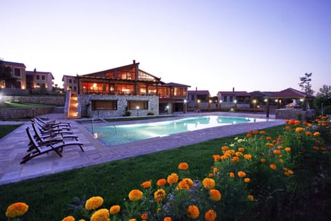 Facade/entrance, Swimming pool, Swimming pool
