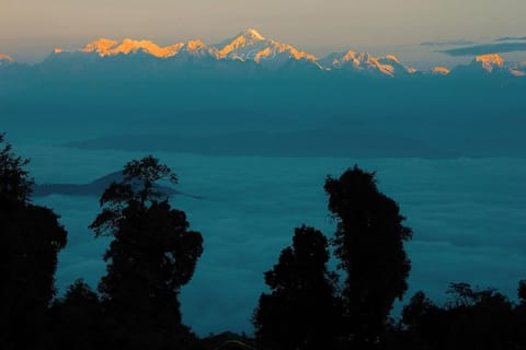 Natural landscape, View (from property/room), Mountain view, Sunrise