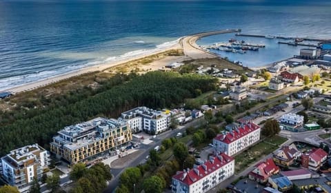 Neighbourhood, Beach, Sea view, Location