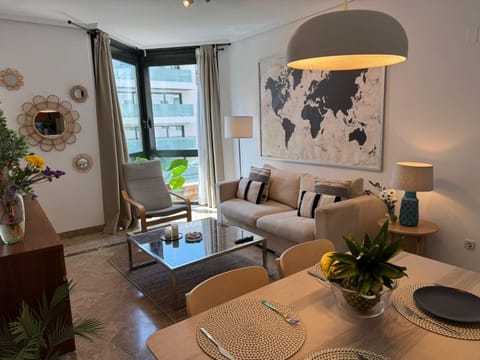 Living room, Seating area, Dining area